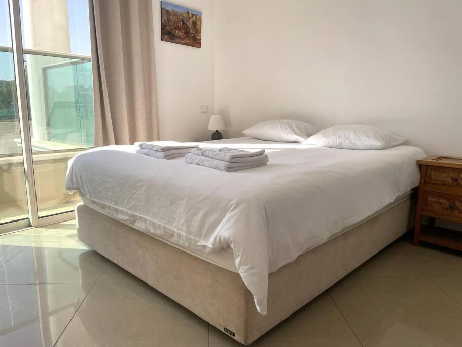 Sunny 3Br Apartment Golf Residence 엘라트 외부 사진