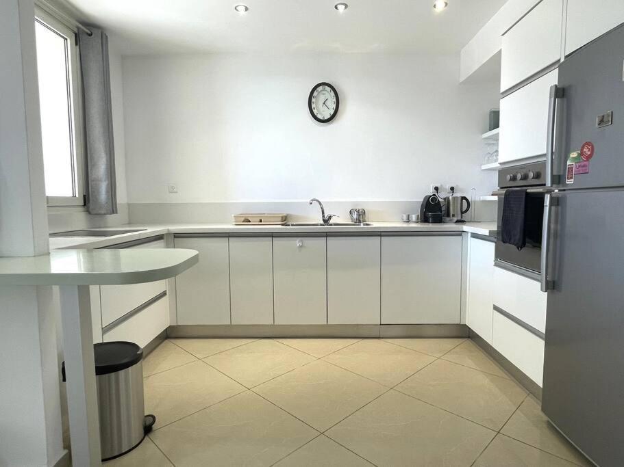 Sunny 3Br Apartment Golf Residence 엘라트 외부 사진